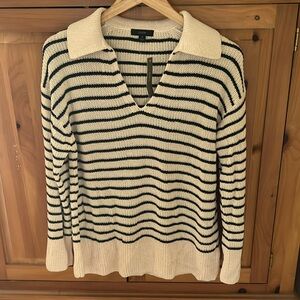 BNWT J. Crew peach/navy collared knit sweater